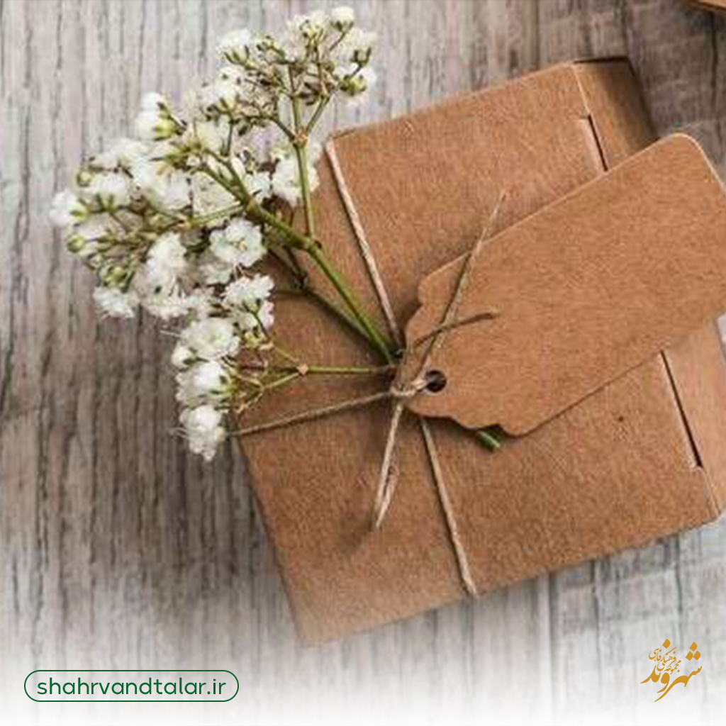 گیفت عروسی با گل